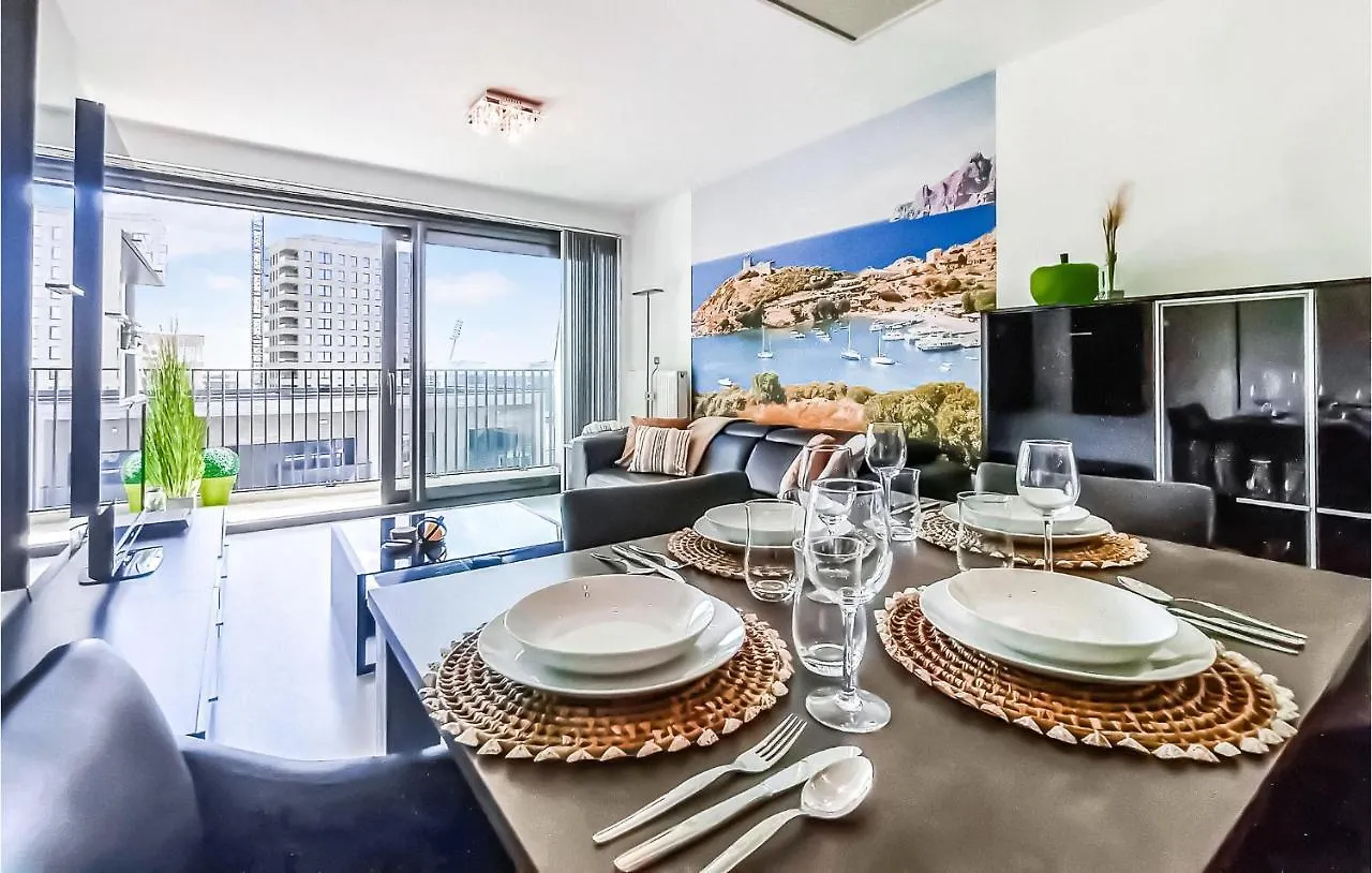 Stunning Apartment In Oostende With Wifi 0*, Ostend